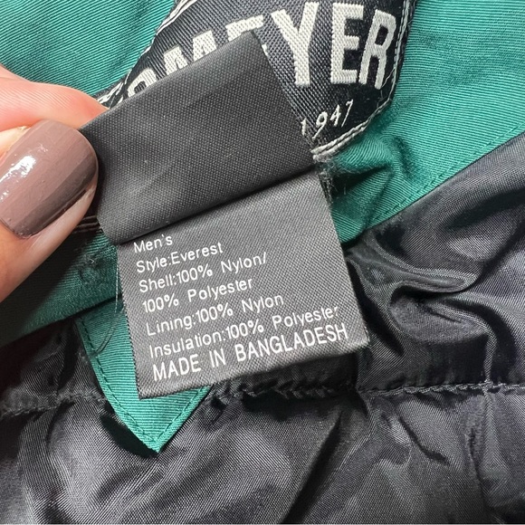Vintage Obermeyer Everest Winter Ski Snow Jacket in Green Black - Picture 9 of 11